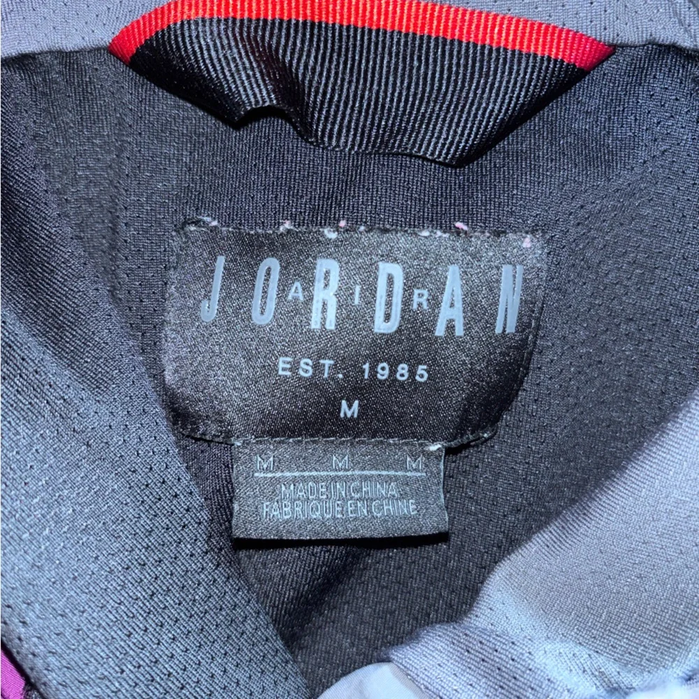 Air Jordan Wings Wind Anorak Jacket Deep Purple 1/2 Zip Sz M Vented Zip Pocket